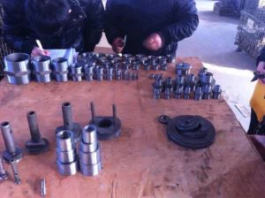 Ötvözött  400  monel  400  kovácsolt foglalat menetes könyök Tee sapka keresztcsatlakozóval